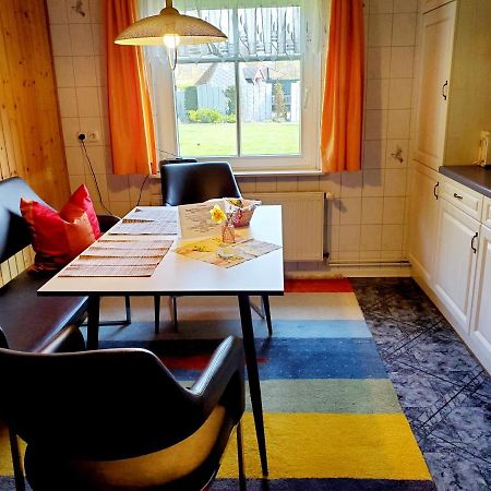 Ferienwohnung 1 Bei Familie Saupe Schaprode Ngoại thất bức ảnh