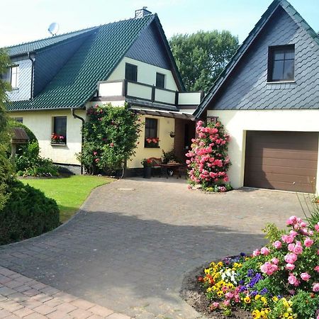 Ferienwohnung 1 Bei Familie Saupe Schaprode Ngoại thất bức ảnh