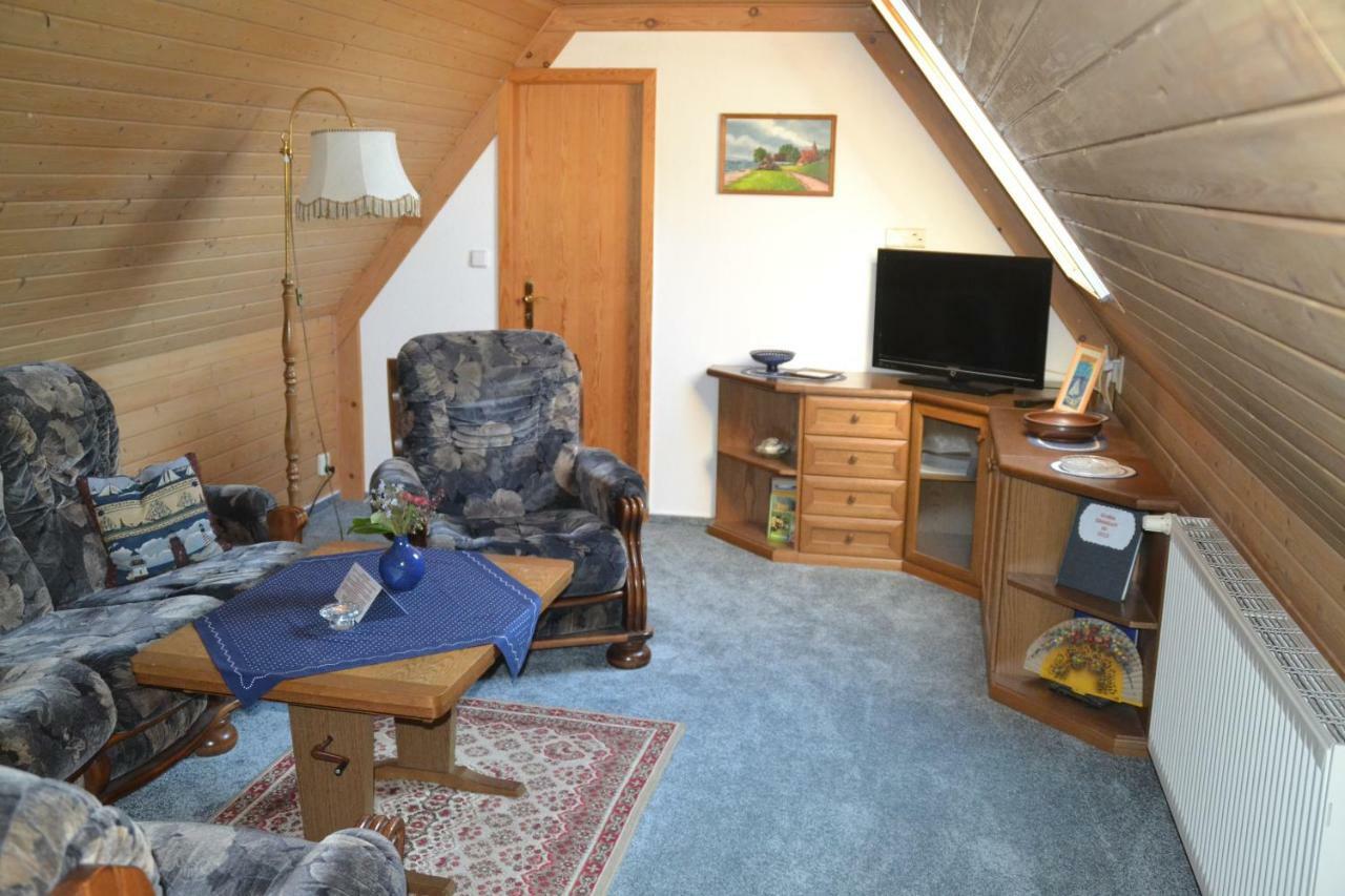 Ferienwohnung 1 Bei Familie Saupe Schaprode Ngoại thất bức ảnh