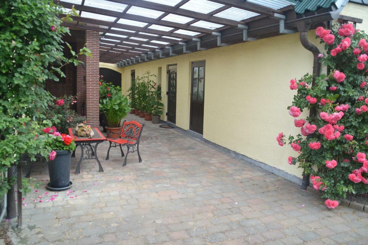 Ferienwohnung 1 Bei Familie Saupe Schaprode Ngoại thất bức ảnh
